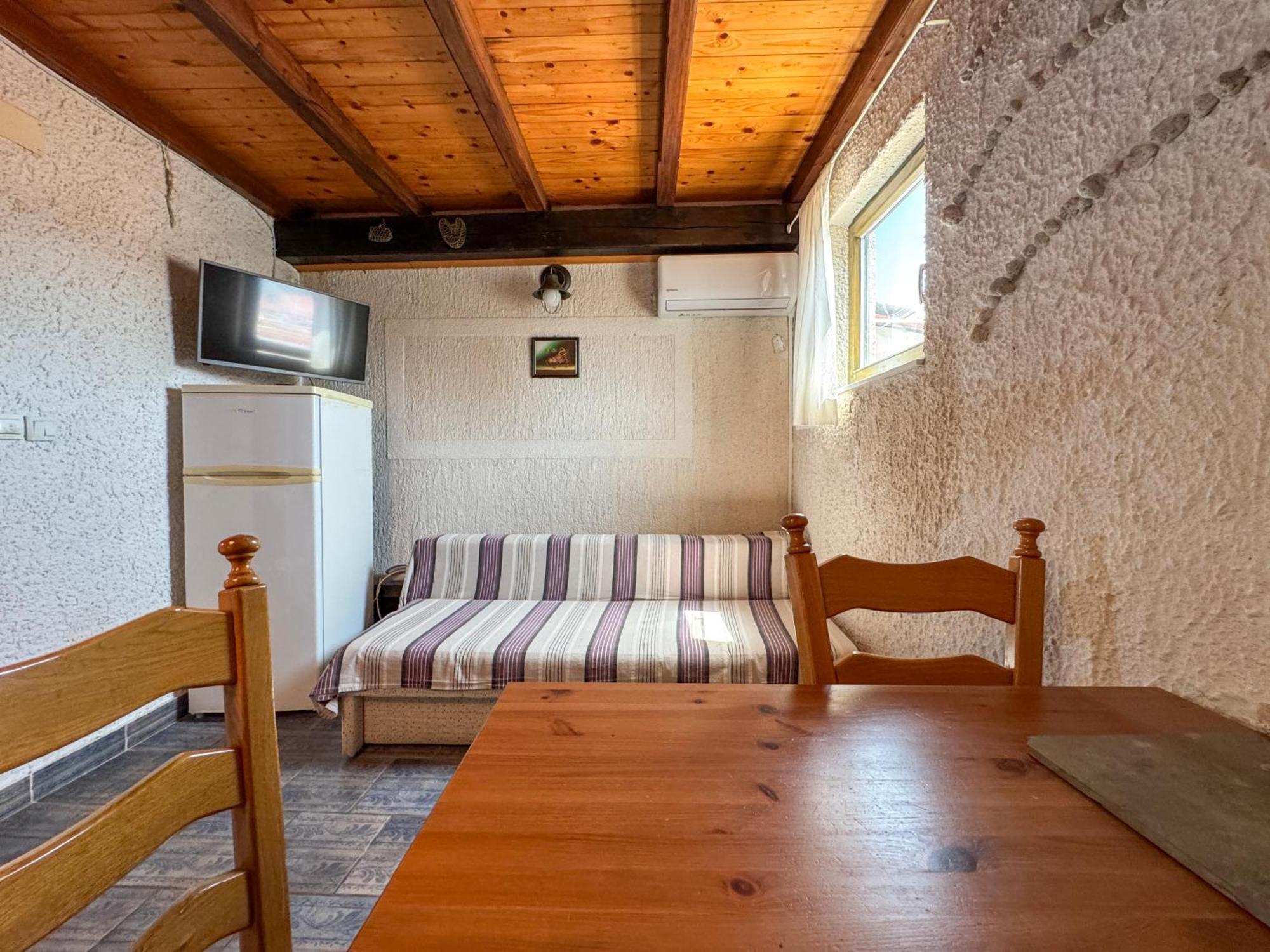 Apartments Voltera Parking Space Near The House Бетина Екстериор снимка
