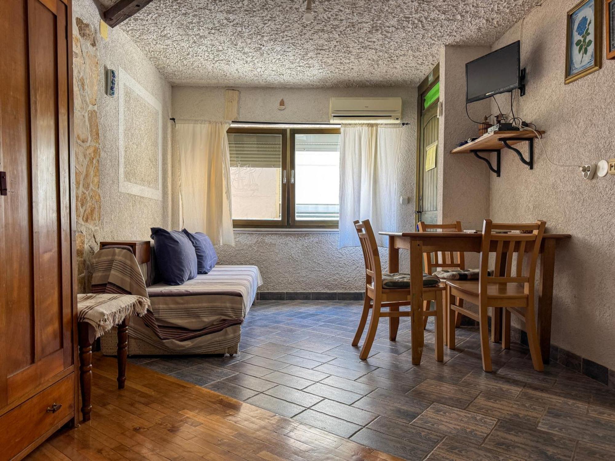 Apartments Voltera Parking Space Near The House Бетина Екстериор снимка